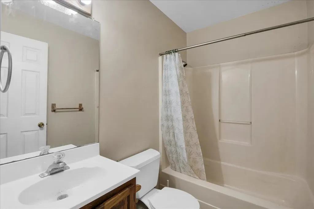 347 Ledgewood Lane Hinesburg VT 05445