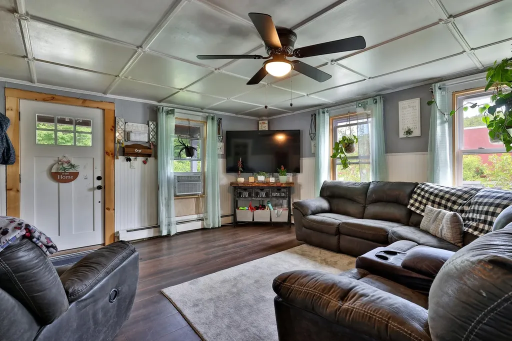 6 Pearl Street Brandon VT 05733