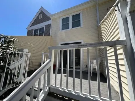 517 Fox Hollow Way Manchester NH 03104