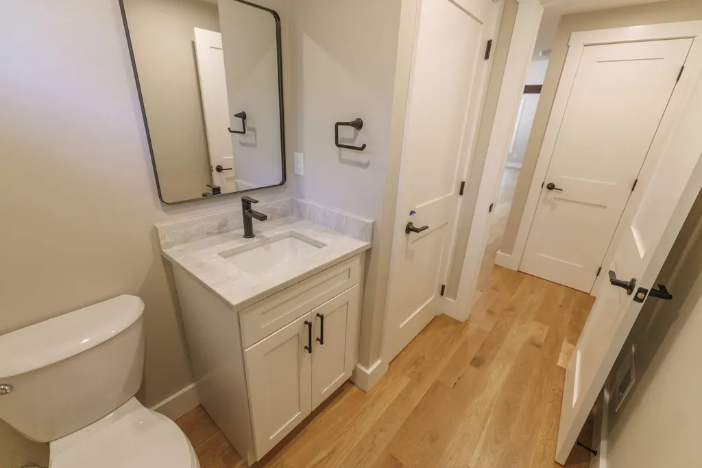 39 Lakeview Drive Nottingham NH 03290