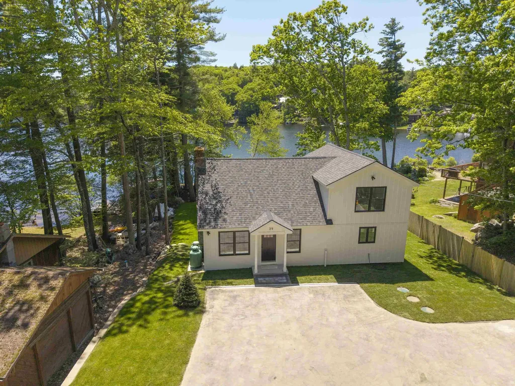 39 Lakeview Drive Nottingham NH 03290