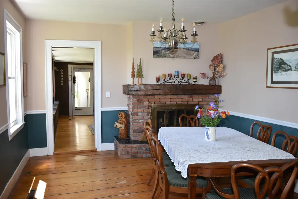 1574 Weir Road Williamstown VT 05679