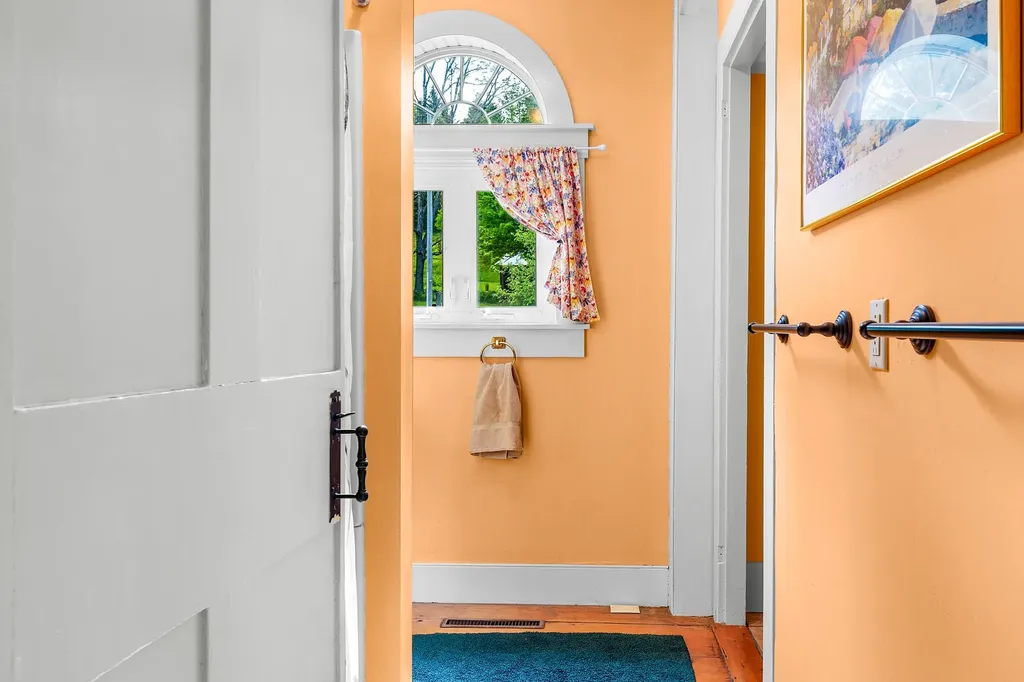 1574 Weir Road Williamstown VT 05679