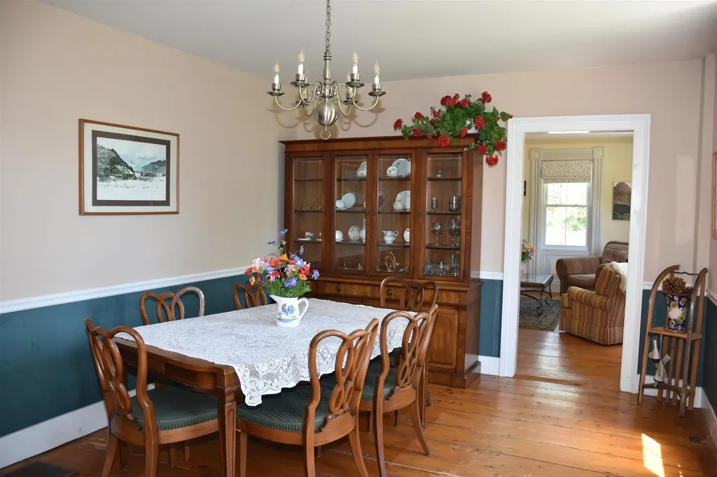 1574 Weir Road Williamstown VT 05679