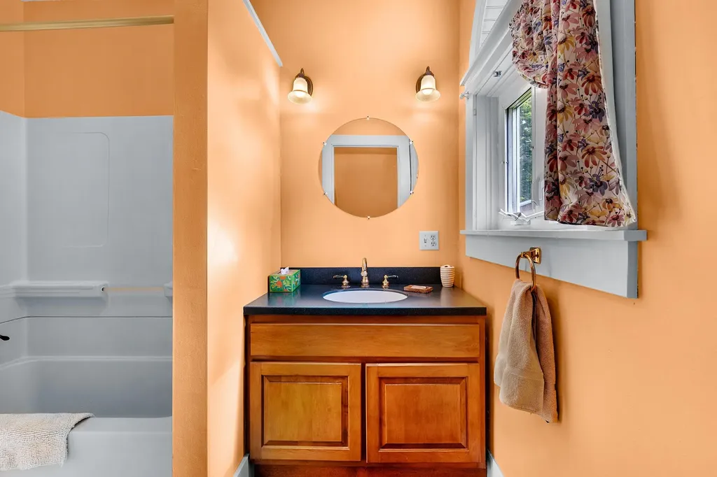 1574 Weir Road Williamstown VT 05679