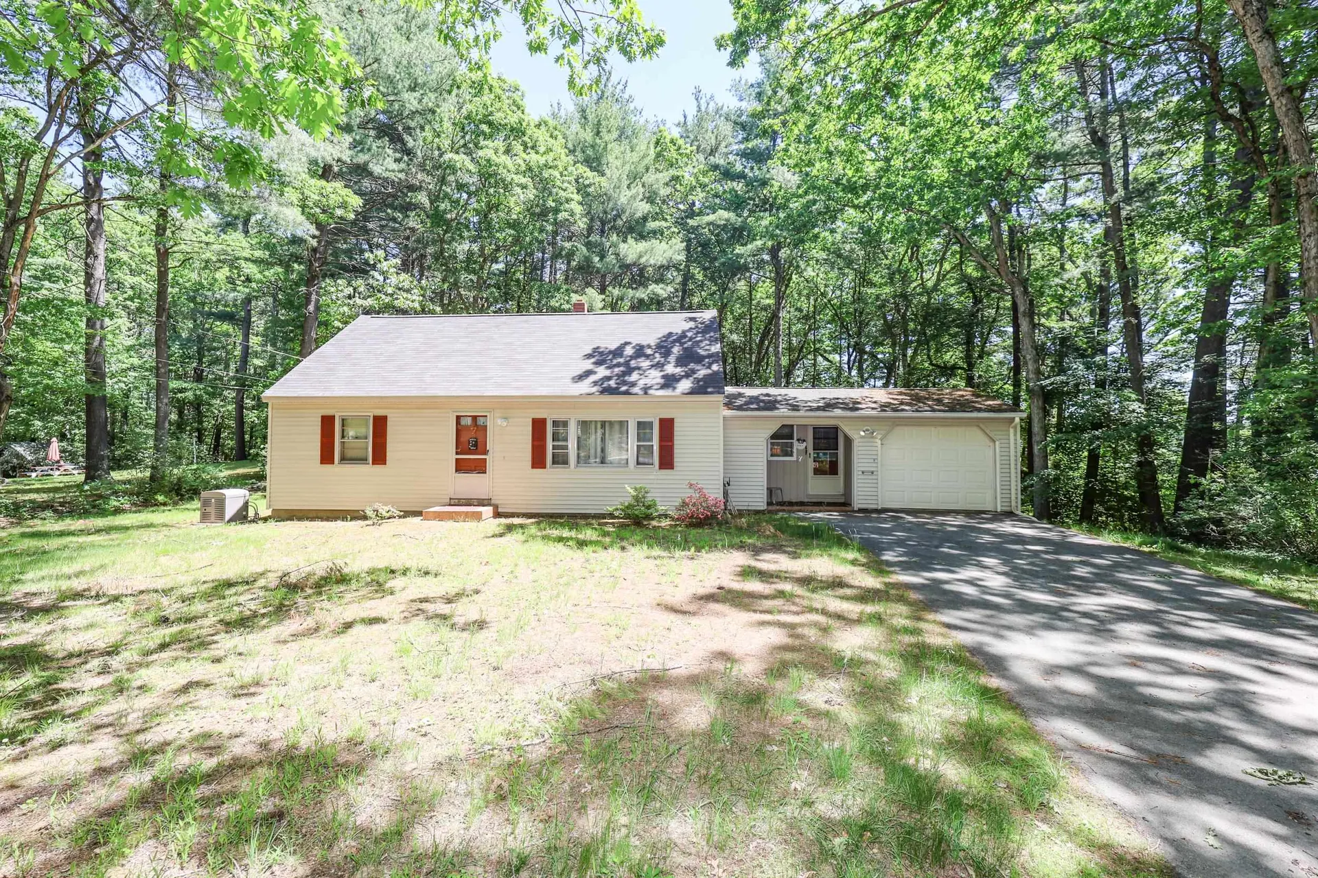 7 Bigwood Drive Merrimack NH 03054