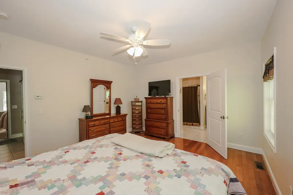 47 Boxwood Drive Auburn NH 03032