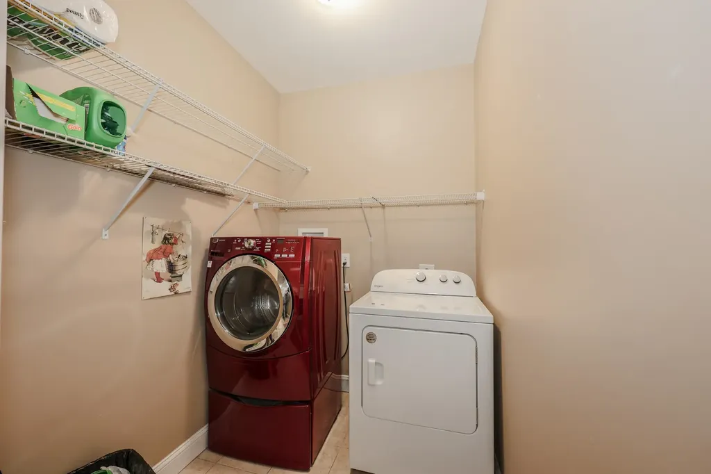 47 Boxwood Drive Auburn NH 03032