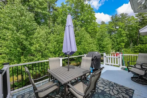 47 Boxwood Drive Auburn NH 03032