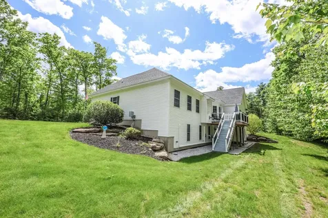 47 Boxwood Drive Auburn NH 03032
