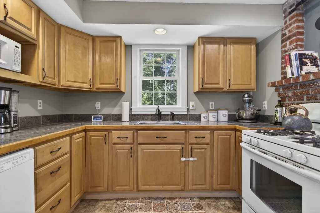 32 Faxon Hill Road Washington NH 03280