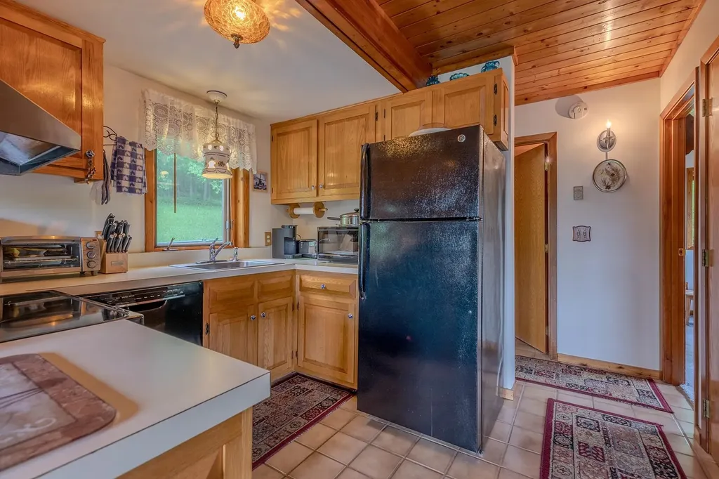358 High Meadow Way Danby VT 05739