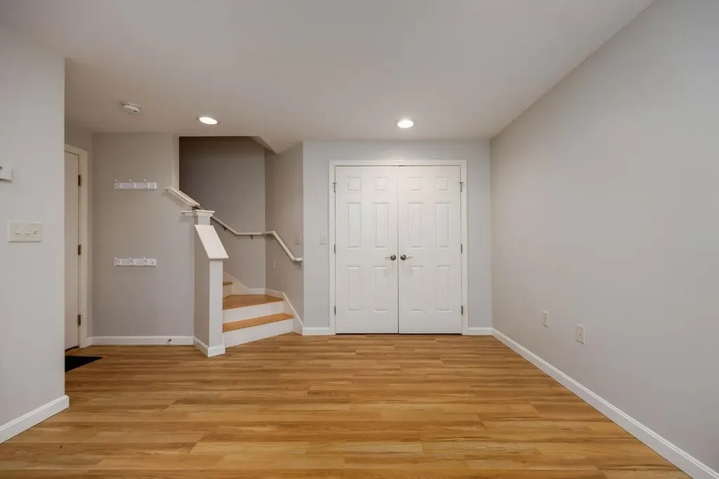 19 Forest Edge Drive Hanover NH 03755