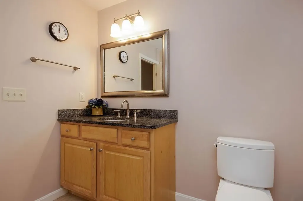 19 Forest Edge Drive Hanover NH 03755
