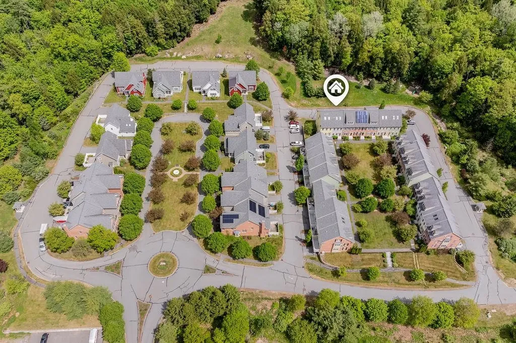 19 Forest Edge Drive Hanover NH 03755