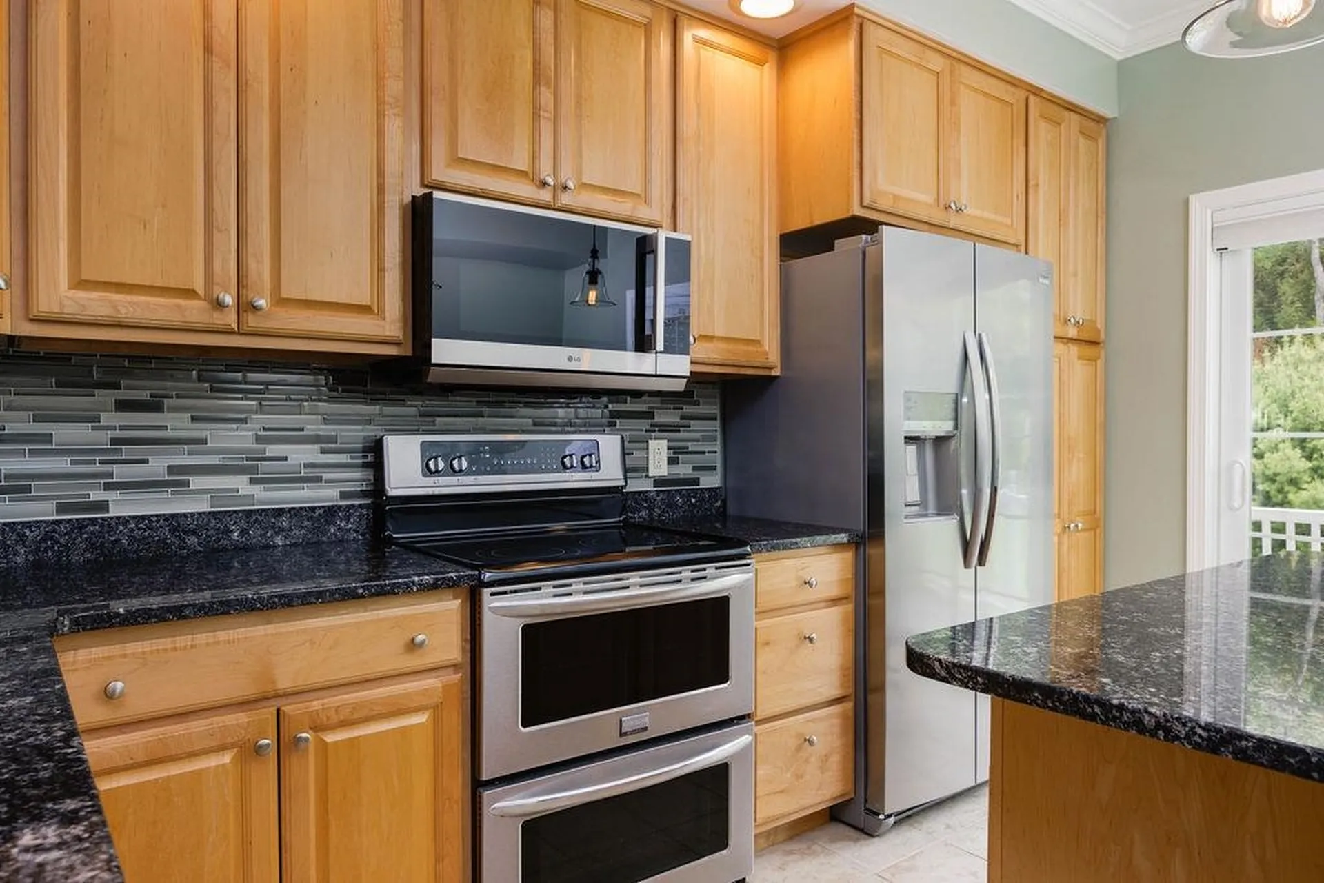 19 Forest Edge Drive Hanover NH 03755