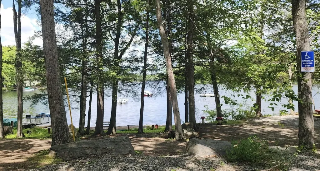 122 Mohegan Drive Rochester NH 03867