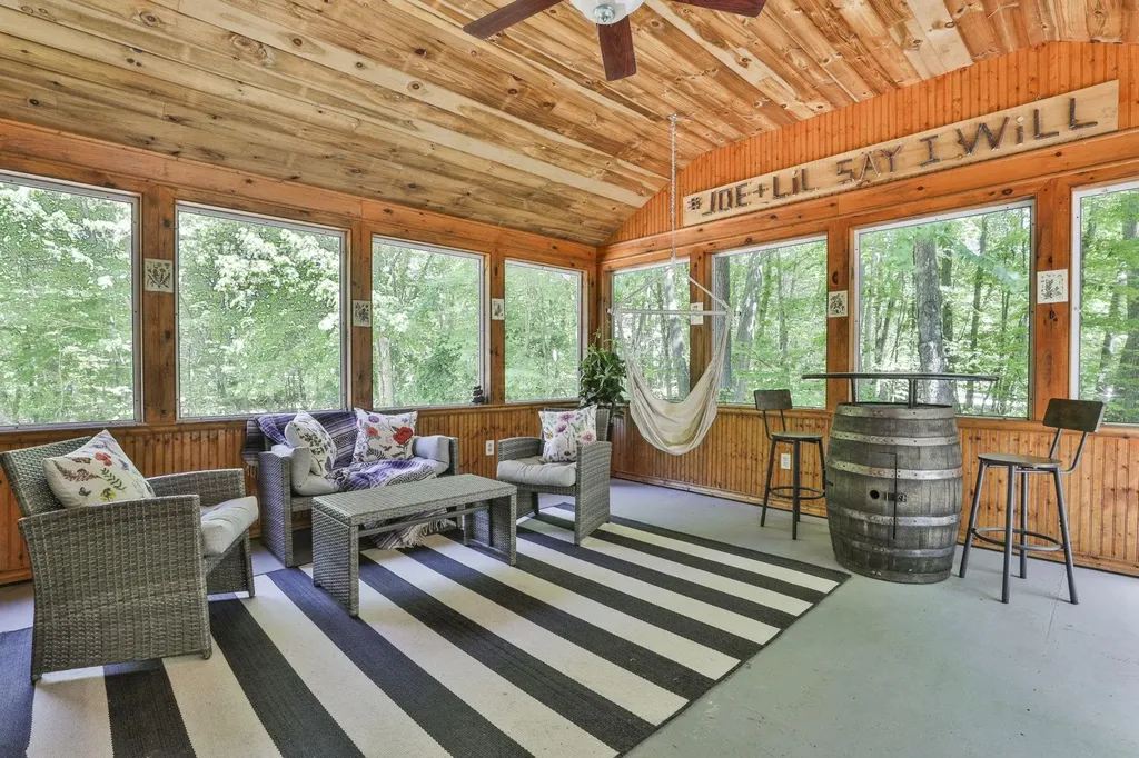 198 Wash Pond Road Hampstead NH 03841