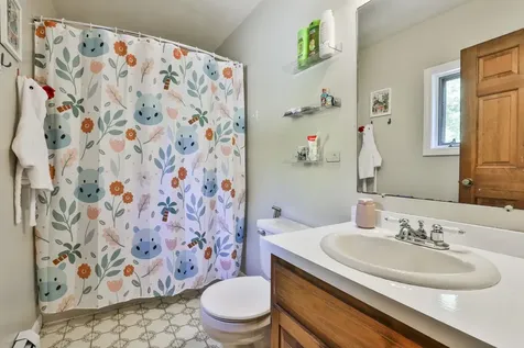 198 Wash Pond Road Hampstead NH 03841