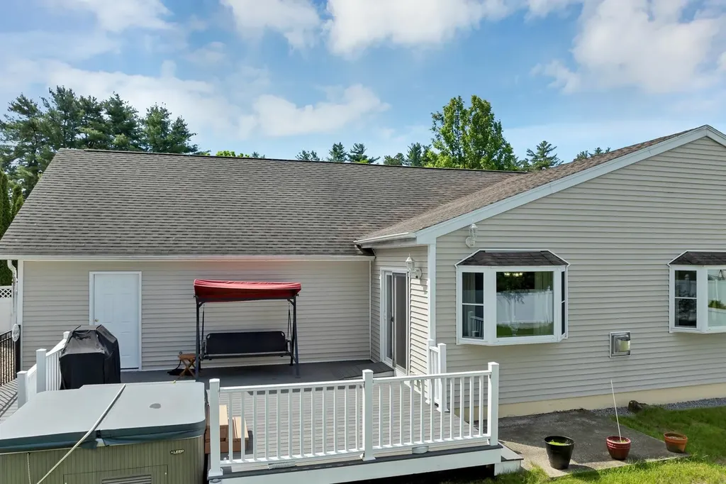 14 Preston Street Goffstown NH 03045