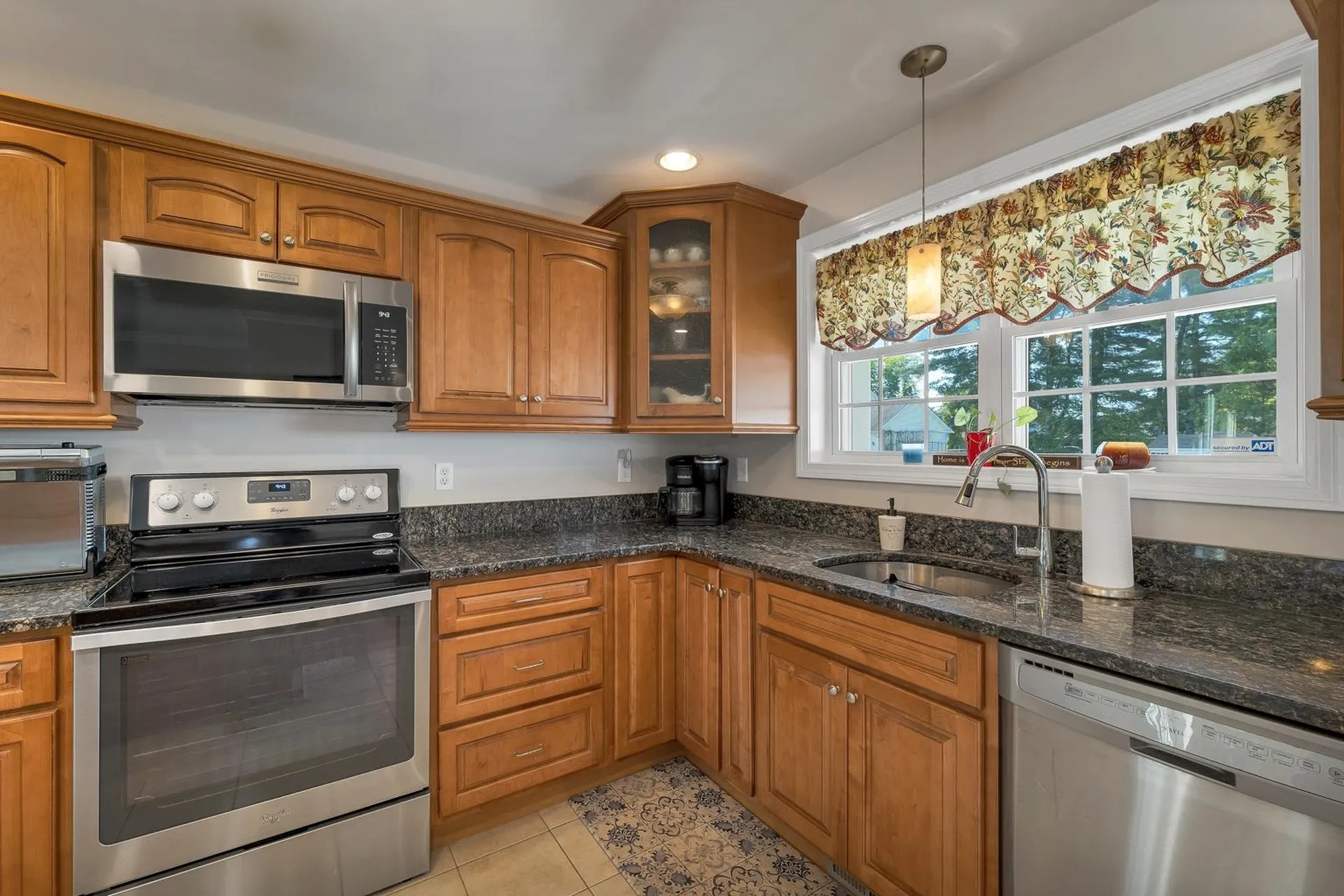 14 Preston Street Goffstown NH 03045