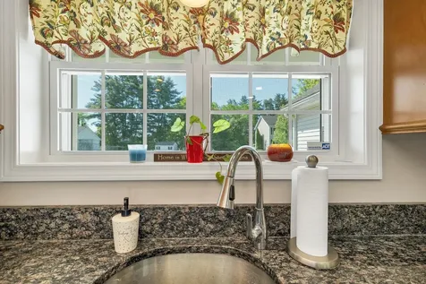 14 Preston Street Goffstown NH 03045