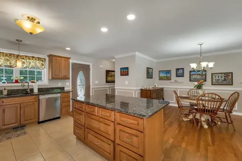 14 Preston Street Goffstown NH 03045