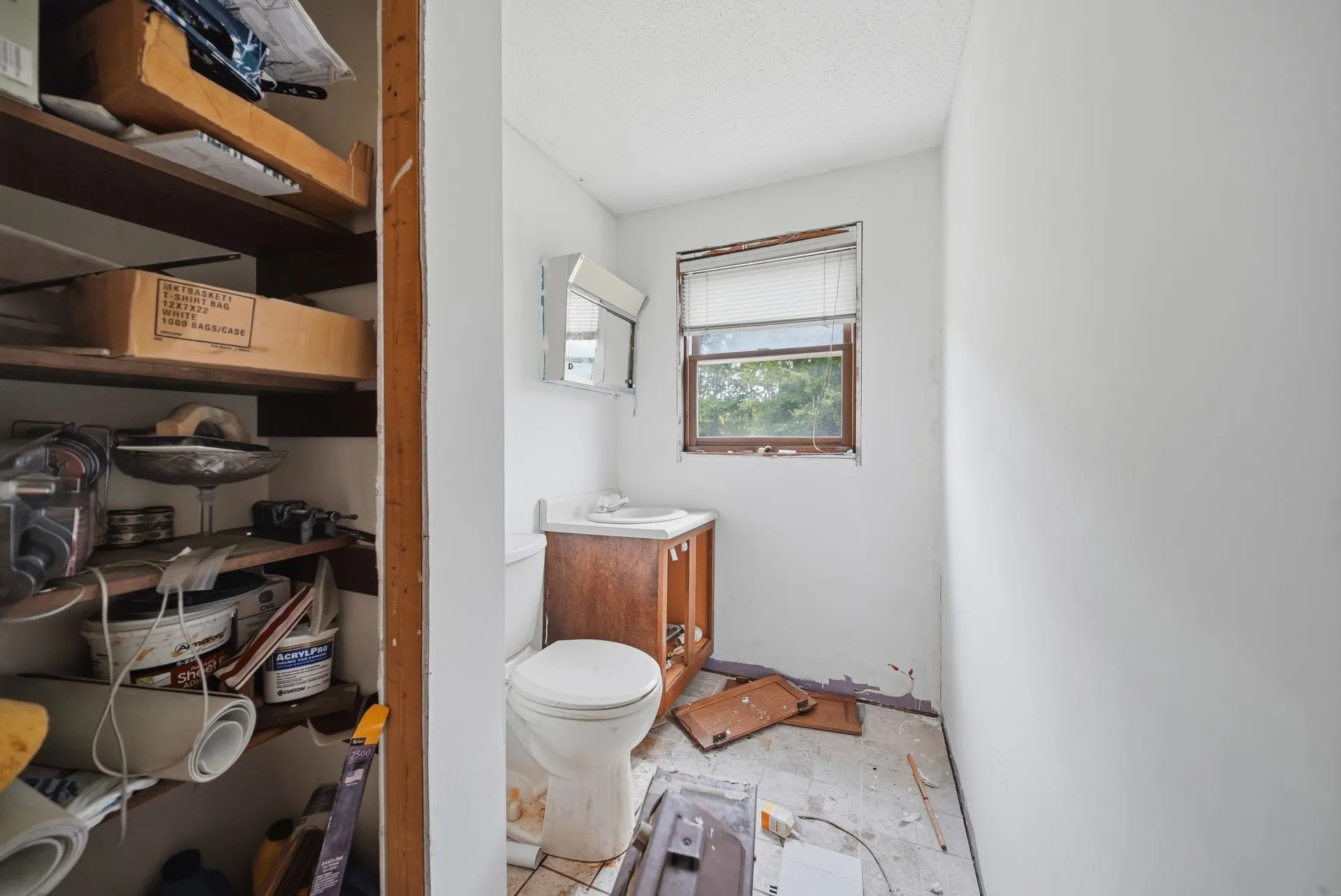 13 Sunnyside Lane Derry NH 03038
