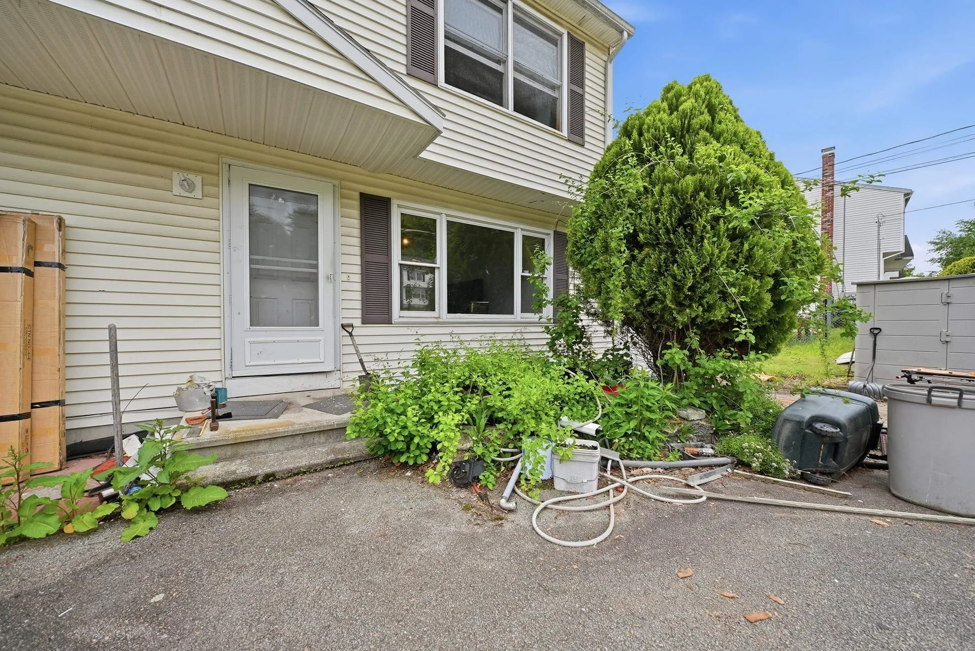 13 Sunnyside Lane Derry NH 03038