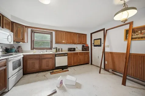 13 Sunnyside Lane Derry NH 03038