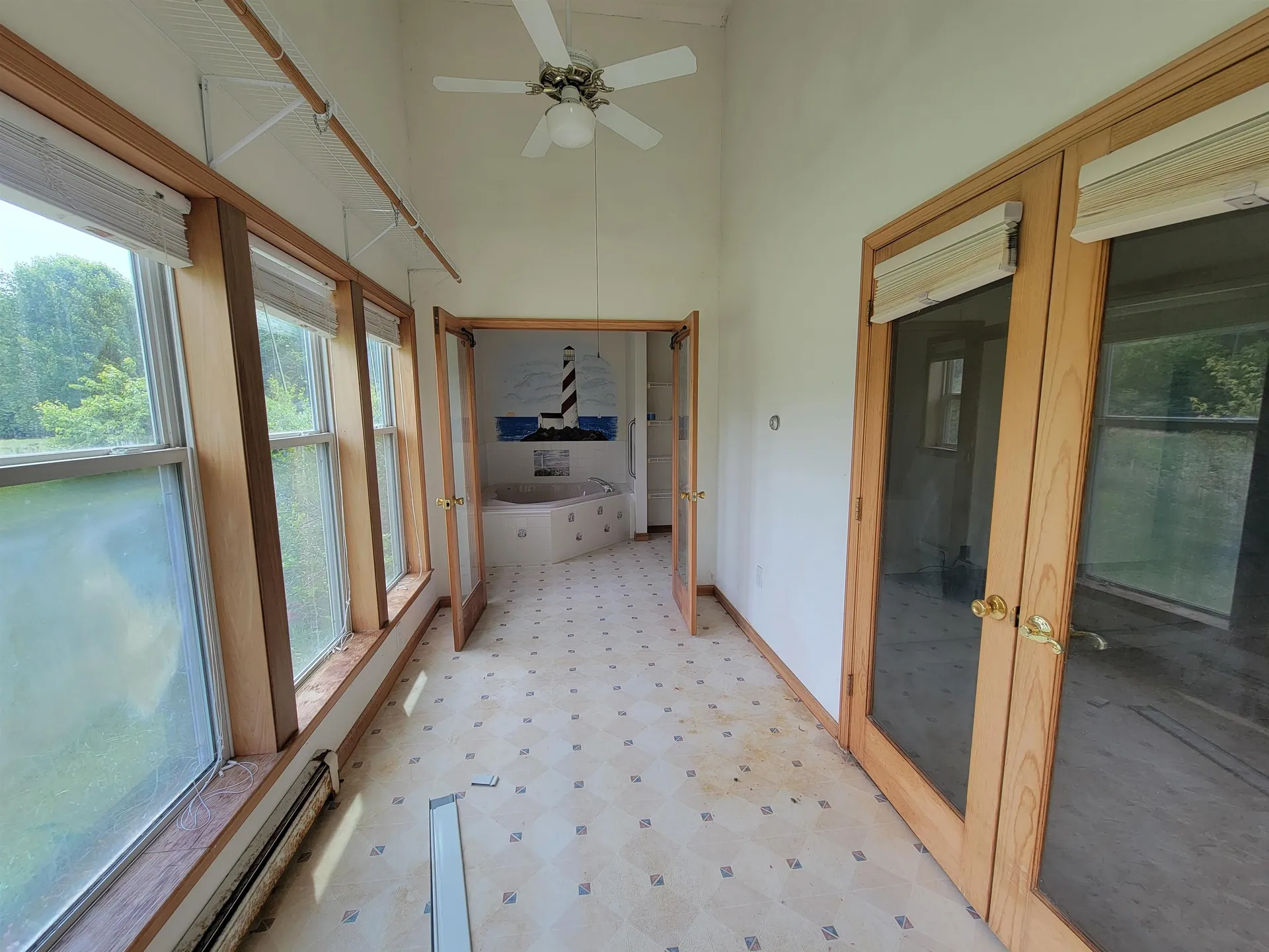 42 Chester Road Raymond NH 03077