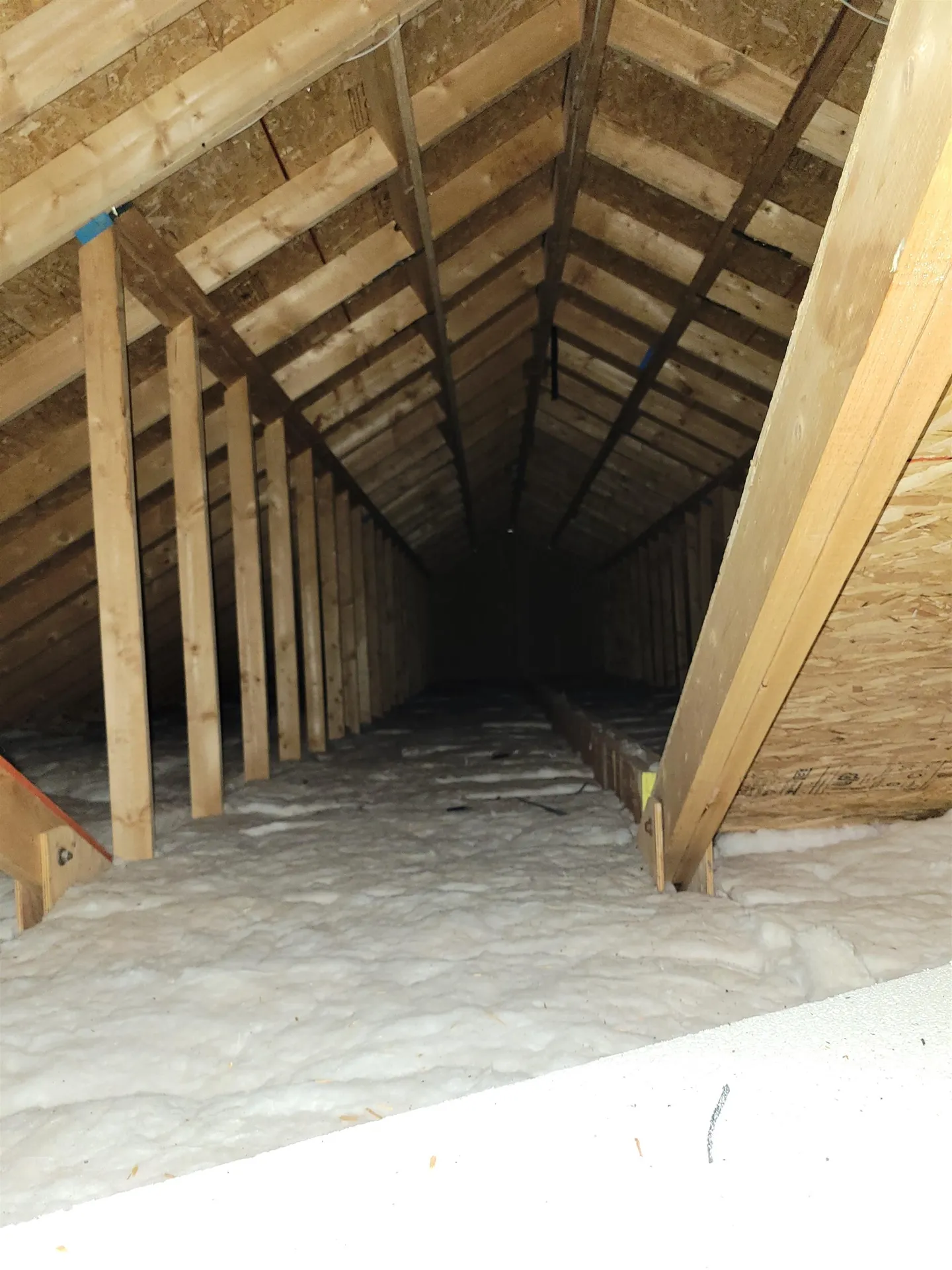 42 Chester Road Raymond NH 03077