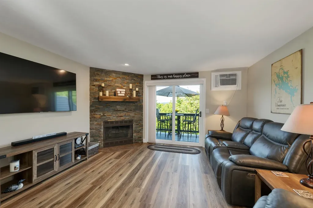 53 Evergreens Drive Laconia NH 03246