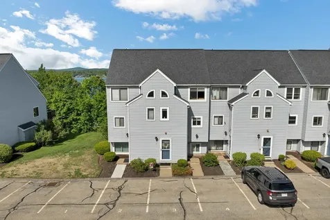 53 Evergreens Drive Laconia NH 03246