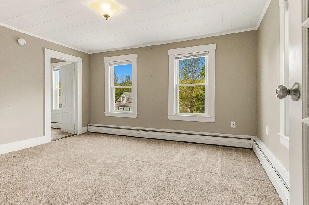 2 Lee Street Somersworth NH 03878