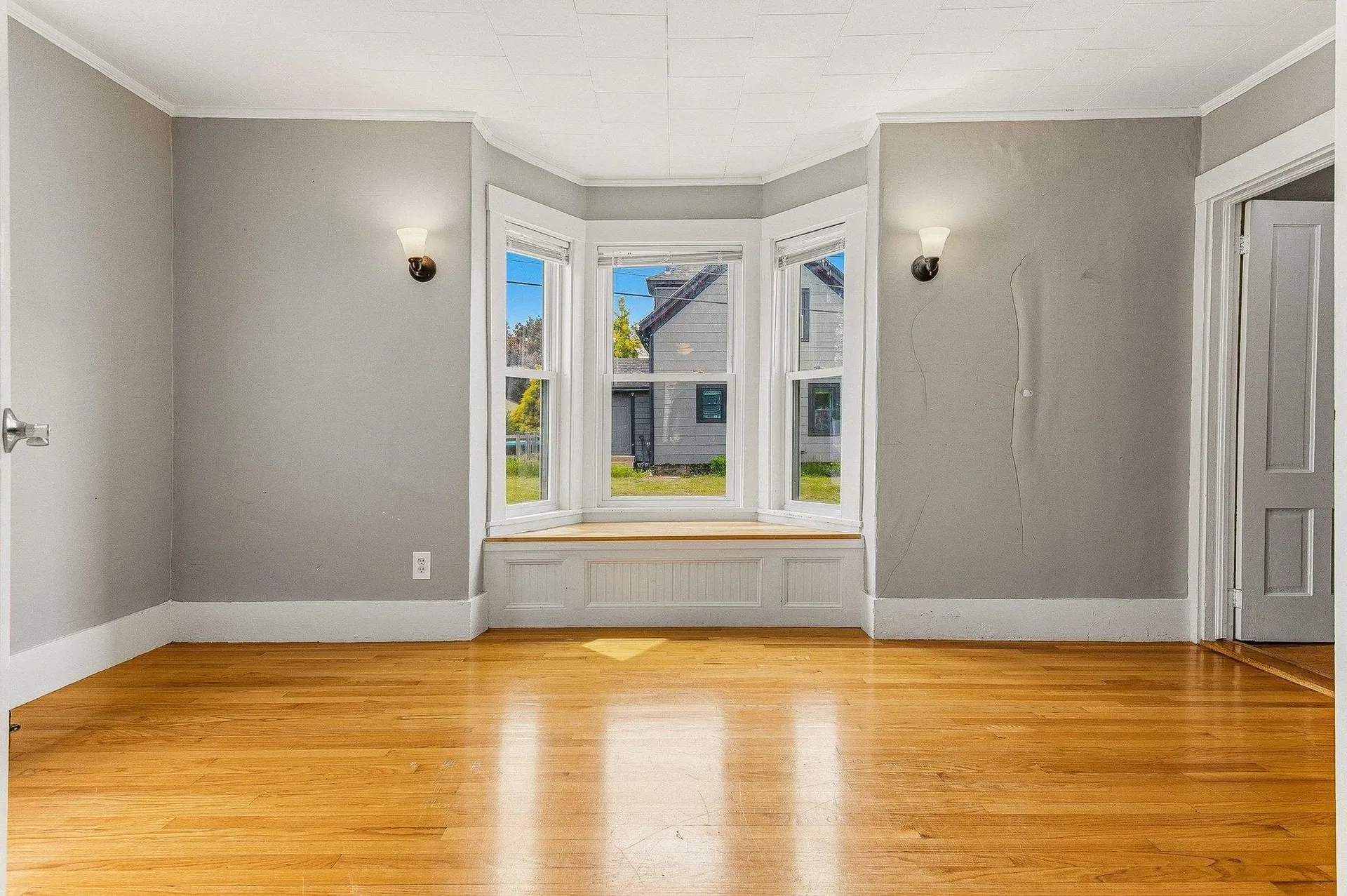 2 Lee Street Somersworth NH 03878