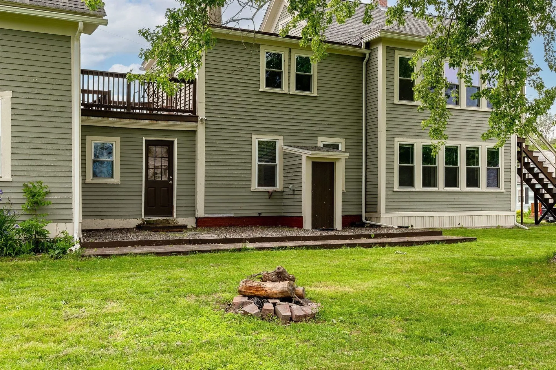 2 Lee Street Somersworth NH 03878