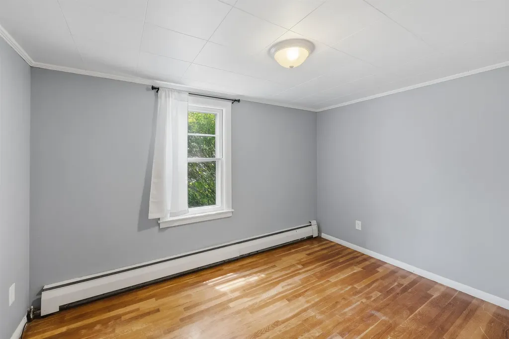 127 Franklin Street Rochester NH 03867