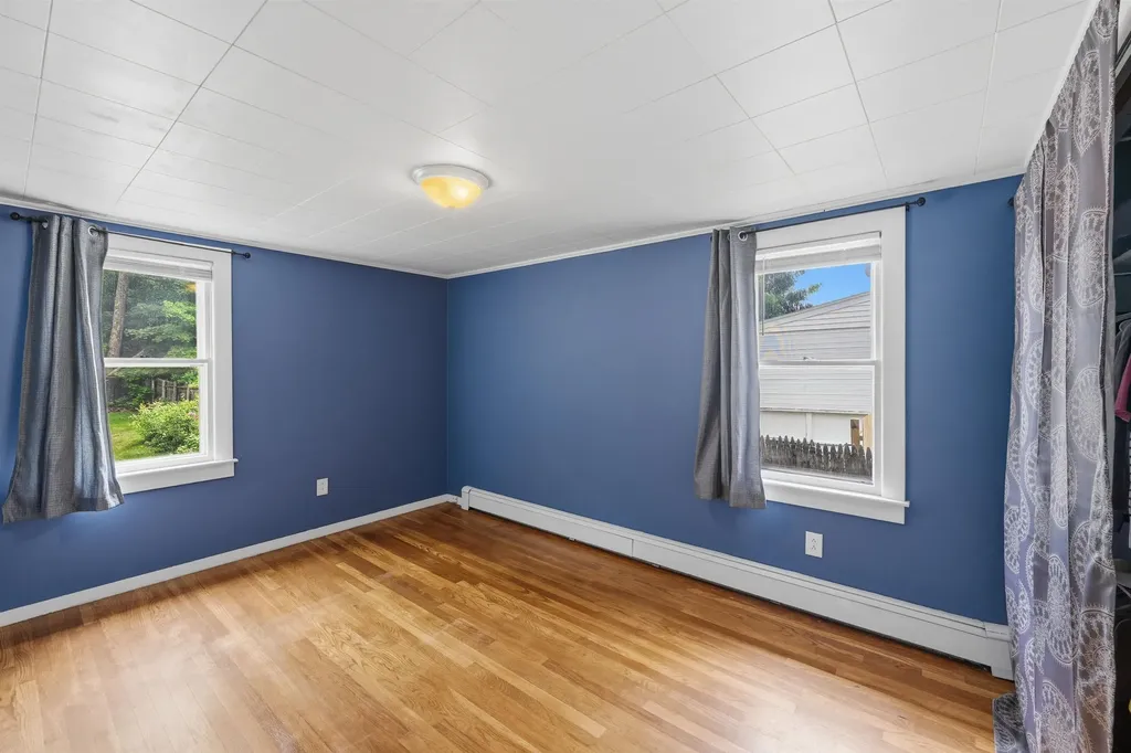 127 Franklin Street Rochester NH 03867
