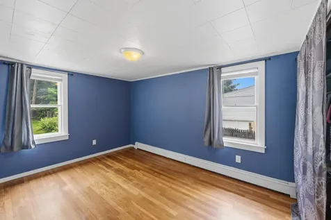 127 Franklin Street Rochester NH 03867