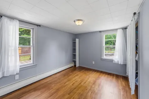 127 Franklin Street Rochester NH 03867