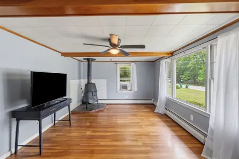 127 Franklin Street Rochester NH 03867