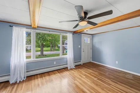 127 Franklin Street Rochester NH 03867