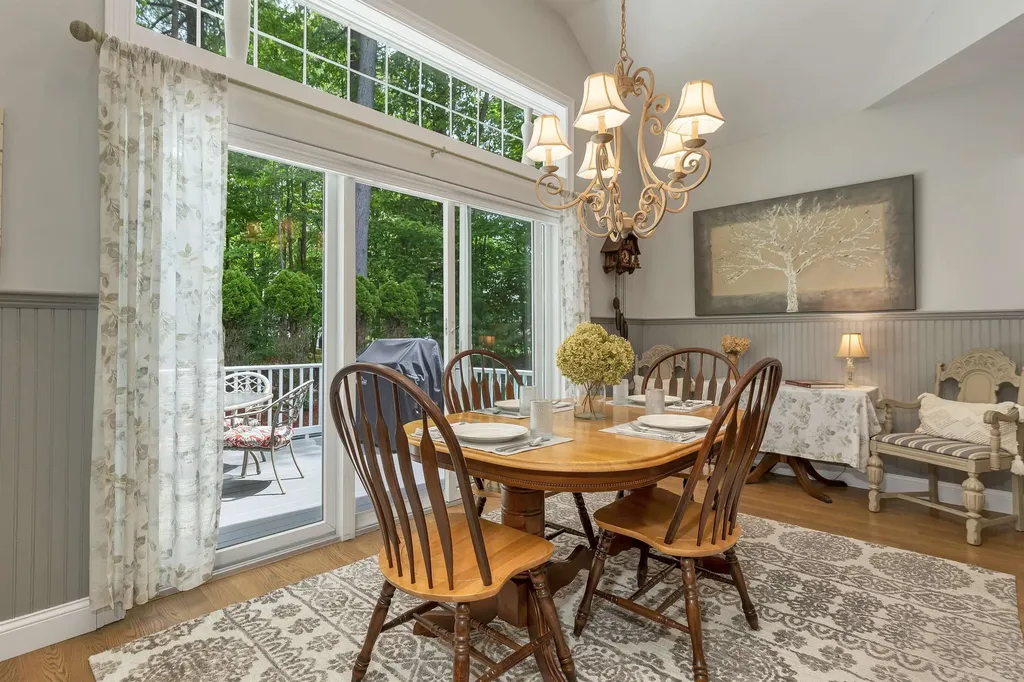27 Sandpiper Lane Merrimack NH 03054