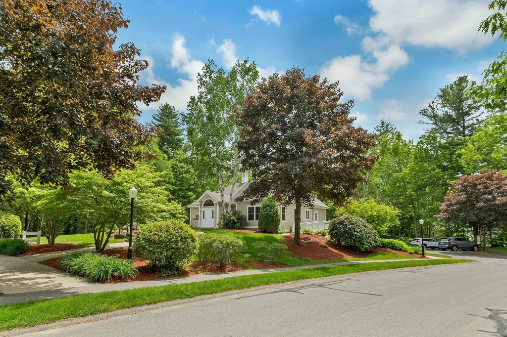 27 Sandpiper Lane Merrimack NH 03054