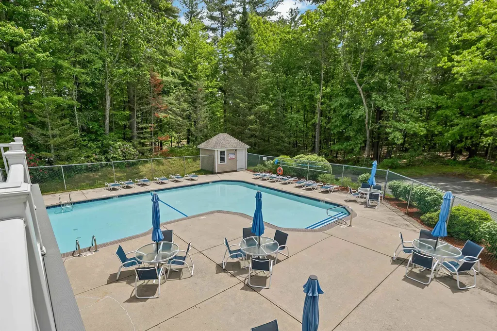 27 Sandpiper Lane Merrimack NH 03054