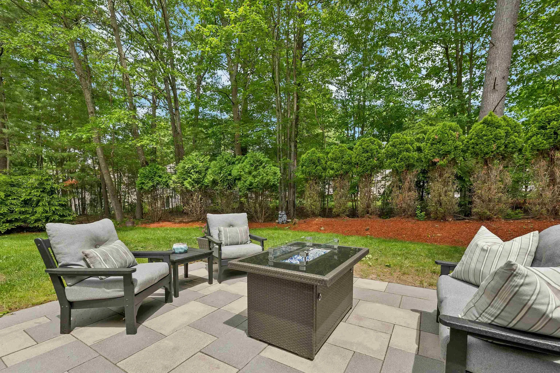 27 Sandpiper Lane Merrimack NH 03054