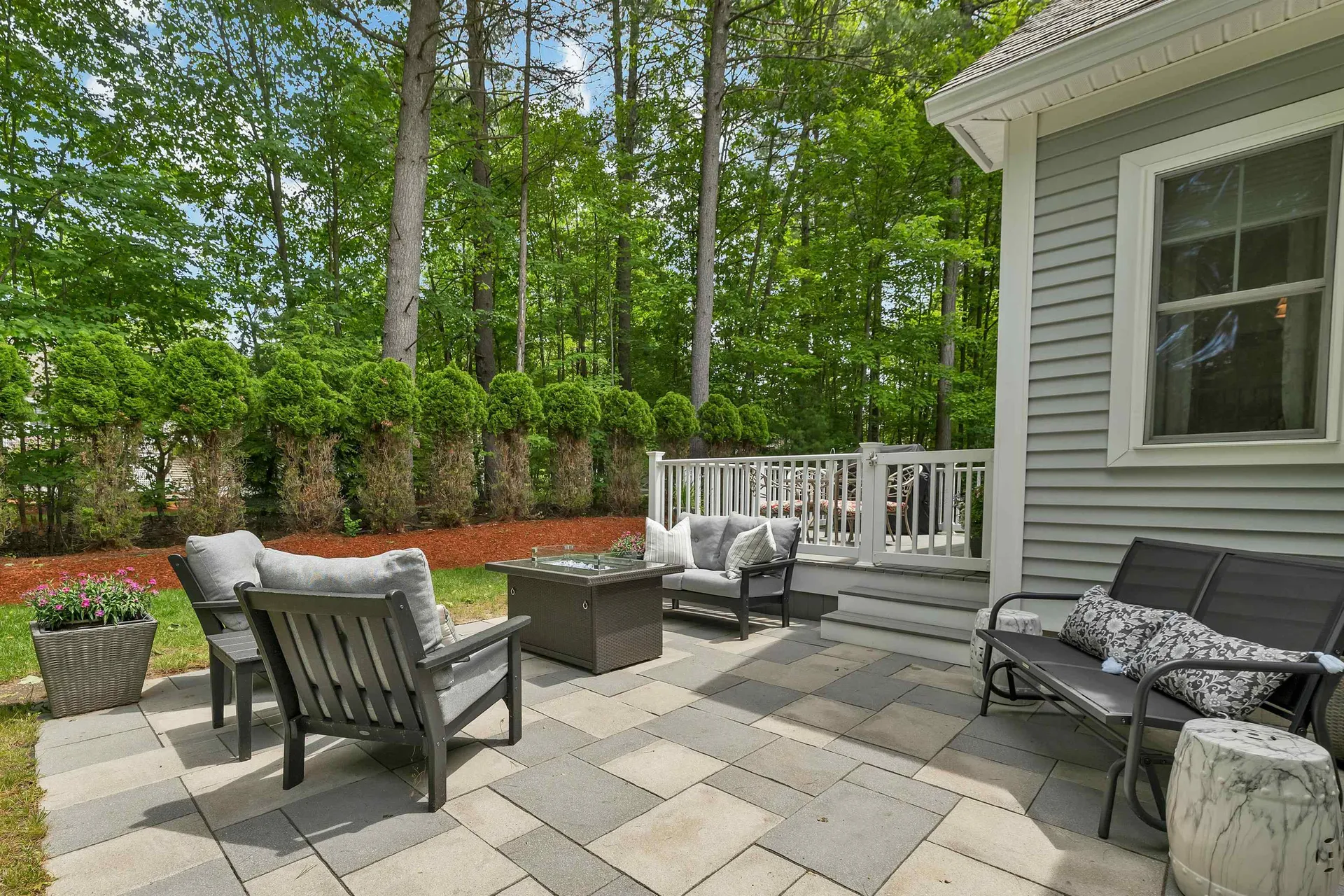 27 Sandpiper Lane Merrimack NH 03054