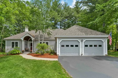 27 Sandpiper Lane Merrimack NH 03054