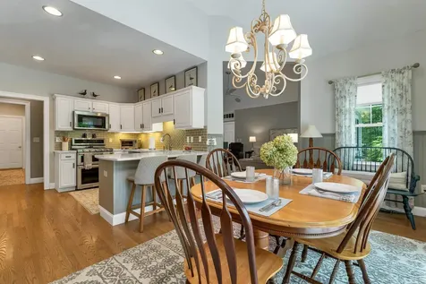 27 Sandpiper Lane Merrimack NH 03054